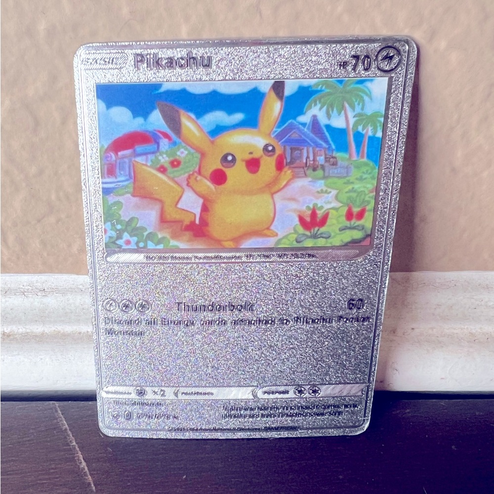 Pokémon Pikachu Silver Foil Fan Art Card, Kids Collectibles, Catch Them All
